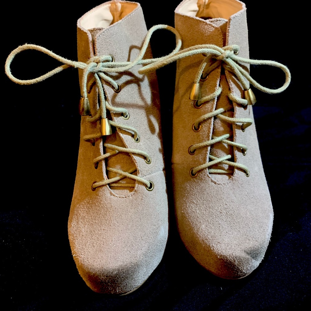 Sabine Suede Booties